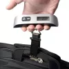 ELDOM WB10 Digitalne pagasikaal 50 kg, taustvalgustusega LCD, roostevabast terasest konks, taara- ja hoidmisfunktsioonid