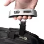 ELDOM WB10 Digitalne pagasikaal 50 kg, taustvalgustusega LCD, roostevabast terasest konks, taara- ja hoidmisfunktsioonid