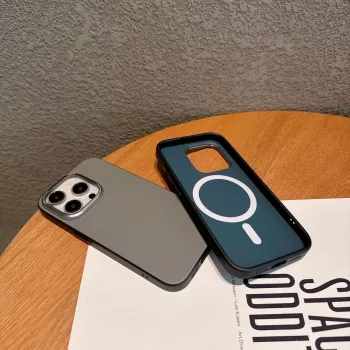 Evelatus Apple iPhone 16 Pro Max PC NeoCase koos MagSafe'iga pruun