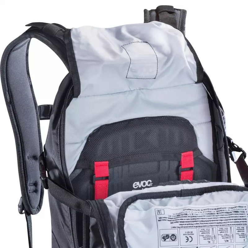 EVOC FR Enduro Blackline 16 seljakott - must, suurus S