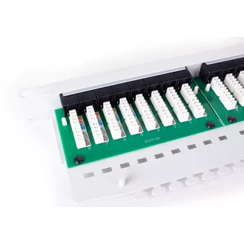 GETFORT Cat.6 UTP patch-paneel 24 porti 1U hall PGF-6UTP24-B5-G