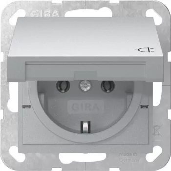 GIRA 445426 SCHUKO pistikupesa System 55 süvispaigaldatav alumiiniumist klapiga, 16 A, 250 V, IP44