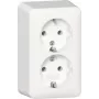 GIRA 478013 2-kohaline SCHUKO pistikupesa koos paigaldusplaadiga, pealepandav, puhtvalge