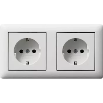 GIRA 479304 SCHUKO 2-kohaline eeljuhtmestatud pistikupesa koos raamiga, puhtvalge