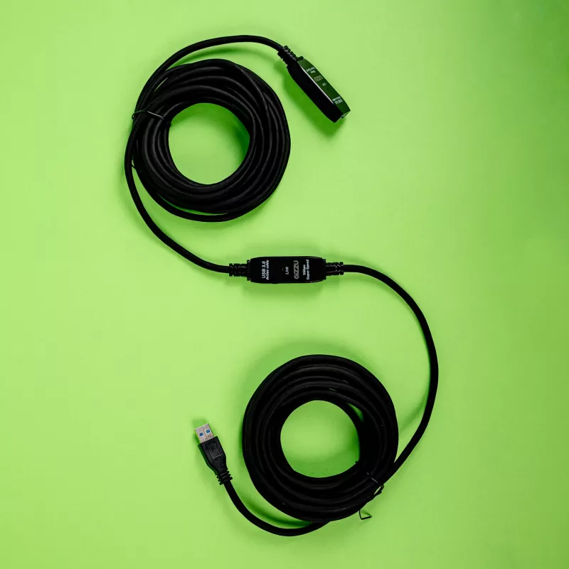 Gizzu USB3.0 aktiivne pikenduskaabel 10m – 5Gbps SuperSpeed repiiterkaabel signaalivõimendiga, USB-A isane emasele, siin-toitega valikulise DC-pordiga, must