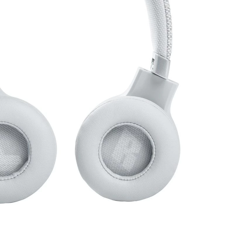 JBL Live 460NC juhtmeta üle-kõrvaklapid aktiivse mürasummutusega, valge