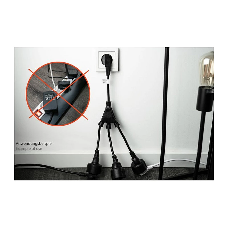 Kabelmeister SK0103-S002 3-suunaline Schuko jaotur, 90° nurgaga pistik, 0,2m kaabel, must