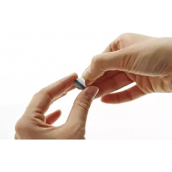 Magnetoplan Takkis isekleepuvad magnetkettad rulljaoturis, mustad, 200 tk, 15 mm läbimõõt, nähtamatuks kinnitamiseks ferromagnetilistele pindadele 15503