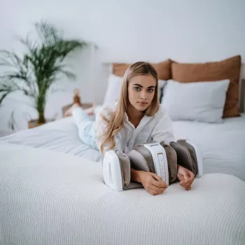 Medivon Perseus 3-in-1 jalamassaažiseade Shiatsu, õhukompressiooni, vibratsiooni ja soojendusega - must/hall