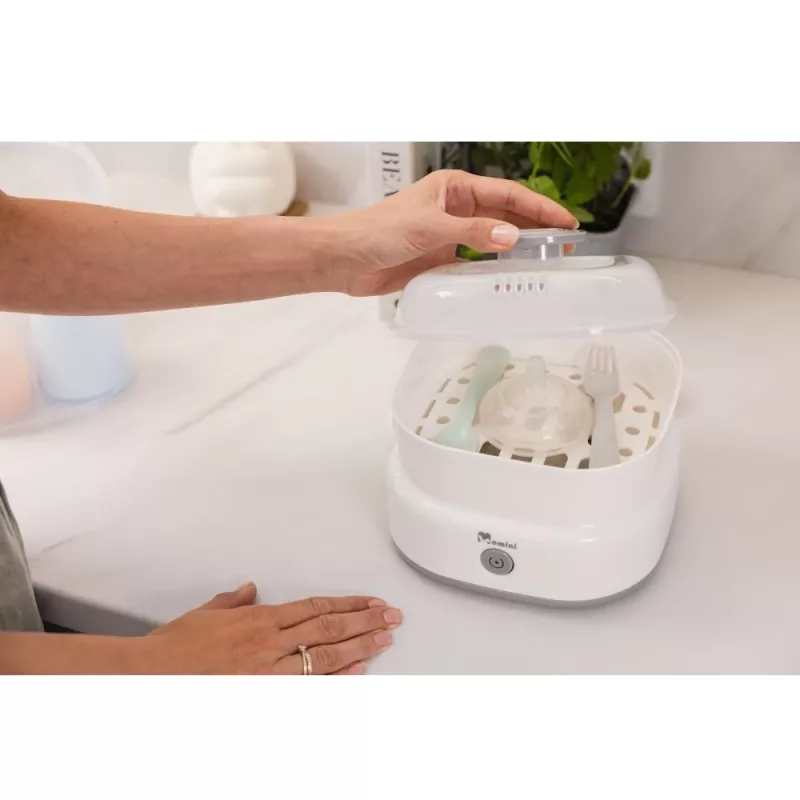 Momini Bottle Steriliser QuickSteam - Elektriline aurusterilisaator 6 pudelile, 8-minutiline tsükkel, automaatne väljalülitus, BPA-vaba