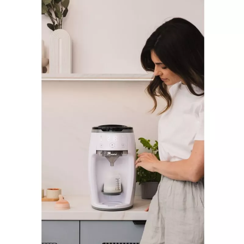 Momini MilkMagic automaatne imiku piimasegu valmistaja