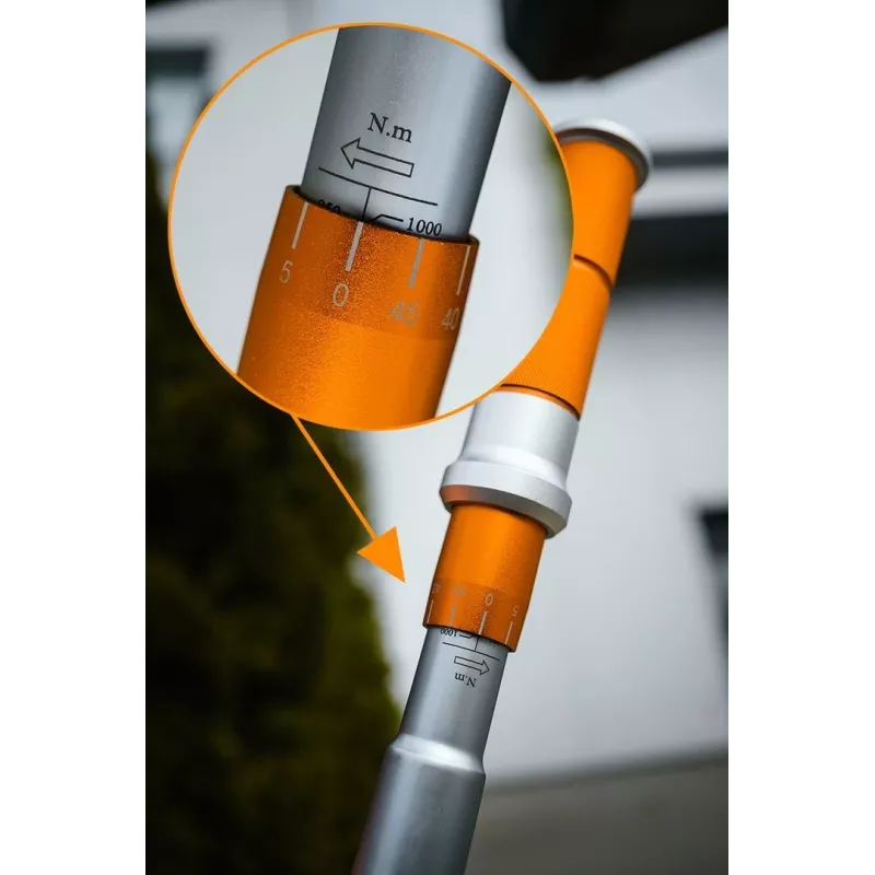 NEO TOOLS 08-839 1/2 tolli klõpsuga pöördemomendi mutrivõti 42-210 Nm, kahe skaalaga ja hoiukarbiga
