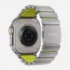 NOMAD Stratos Band - Titaanist käevõru Apple Watch 49mm jaoks FKM-iga (Natural Titanium, Volt FKM)