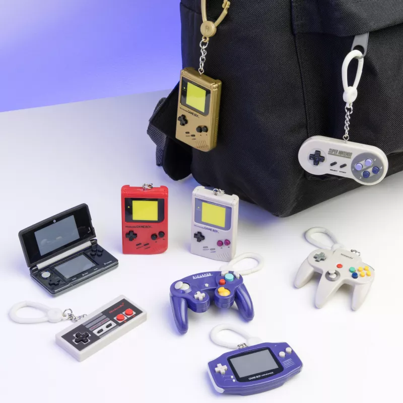 Paladone Nintendo Backpack Buddies Series 3 kollektsioneeritavad võtmehoidjad üllatuskottides (24-pakend müügialus, V3)