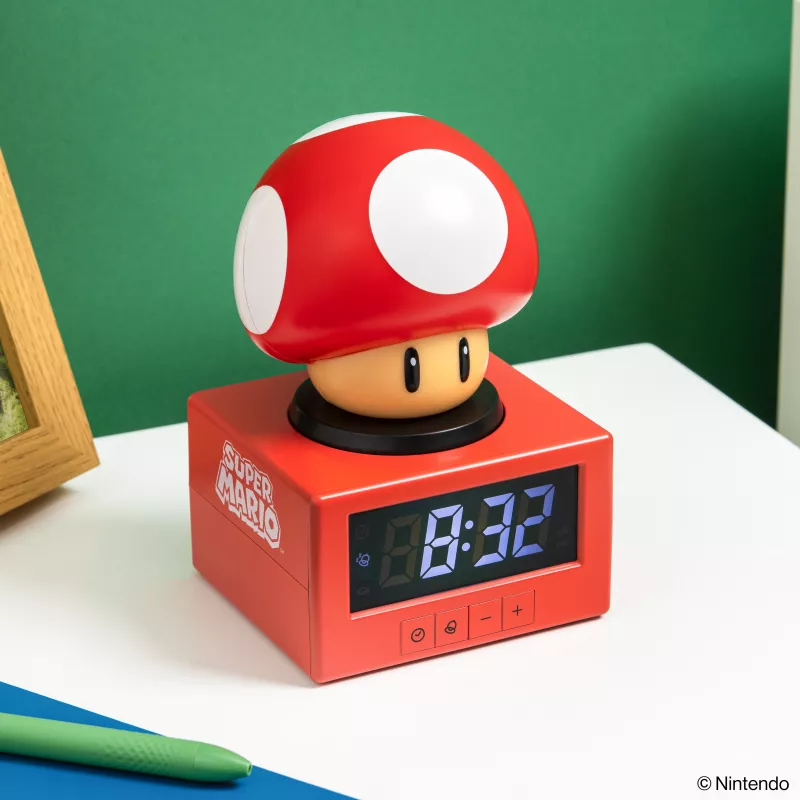 Paladone Super Mario Super Mushroom ikoon äratuskell - digitaalne LCD, USB-toitega, ametlikud Nintendo heliefektid, punane/valge