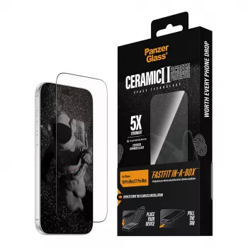 PanzerGlass keraamiline ekraanikaitse iPhone 17 Pro Maxile FASTFIT IN-A-BOX-iga