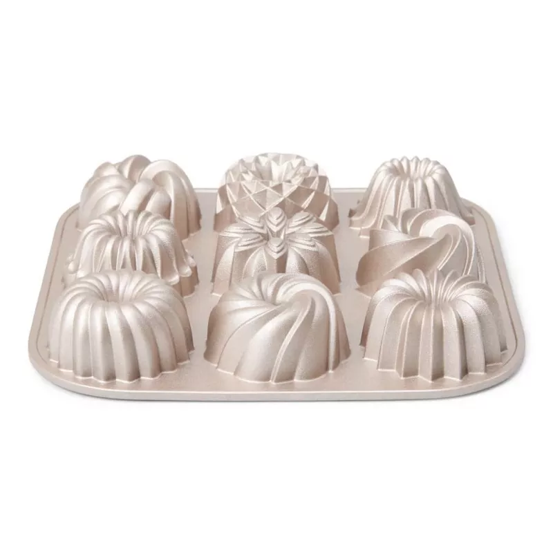 Patisse PAT-04521 Mittenakkuva süsinikterasest mini Bundt vormide komplekt, 6 osa, must