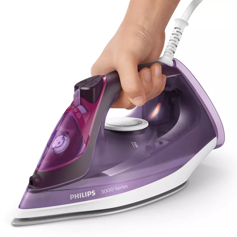 Philips 3000 Series Steam Iron DST3041/30 - 2600 W, Ceramic Soleplate, 300 ml Tank