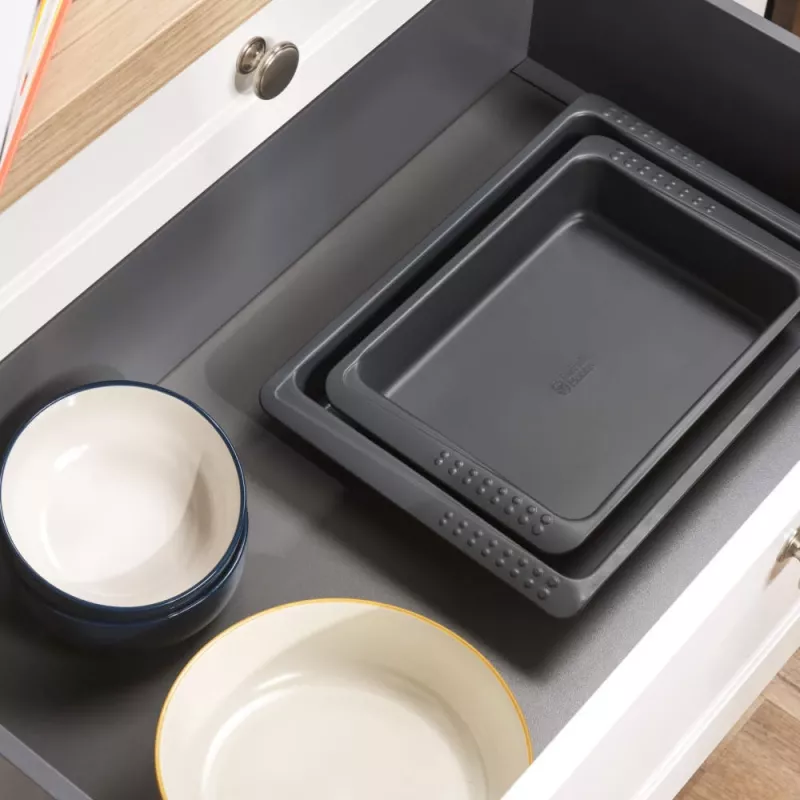 Russell Hobbs RH03763 Shield 2-osaline küpsetusplaadi ja röstitava komplekt