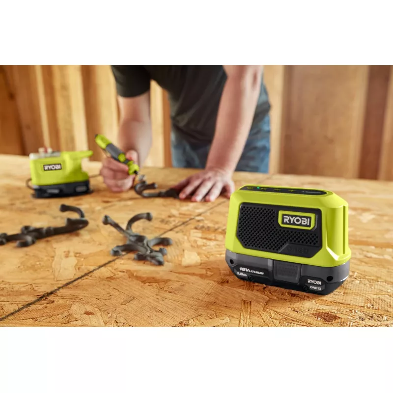 RYOBI ONE+ 18V Bluetooth Mini kõlar (roheline/must, ainult seade)