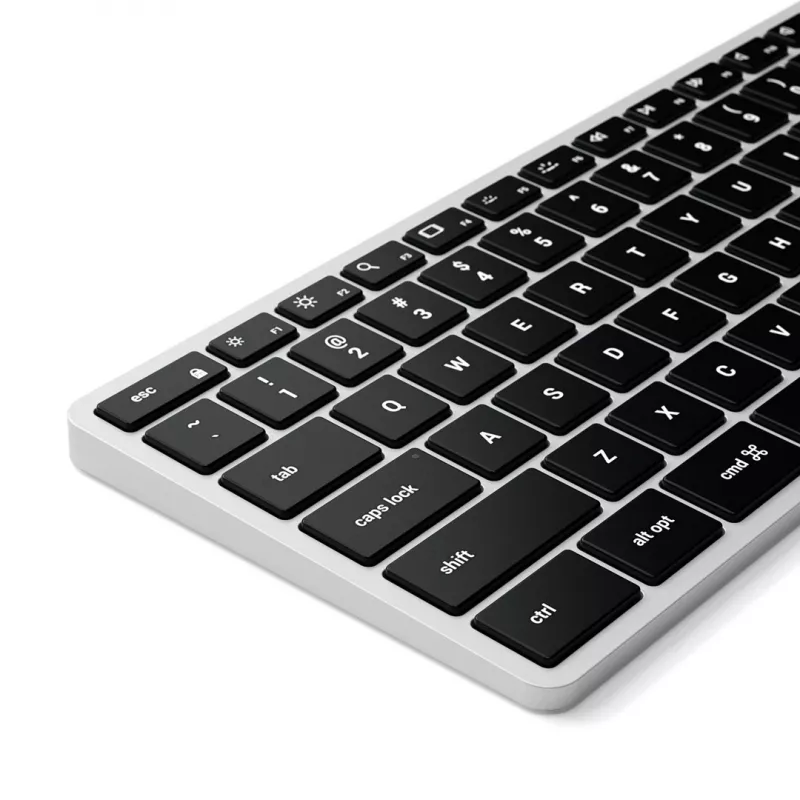 Satechi Slim X3 Bluetooth-klaviatuur numbriklahvistikuga - Hõbedane