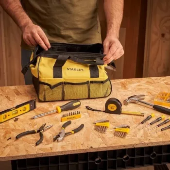 Stanley FatMax 16-osaline tööriistakomplekt kollases avatud suuga kotis
