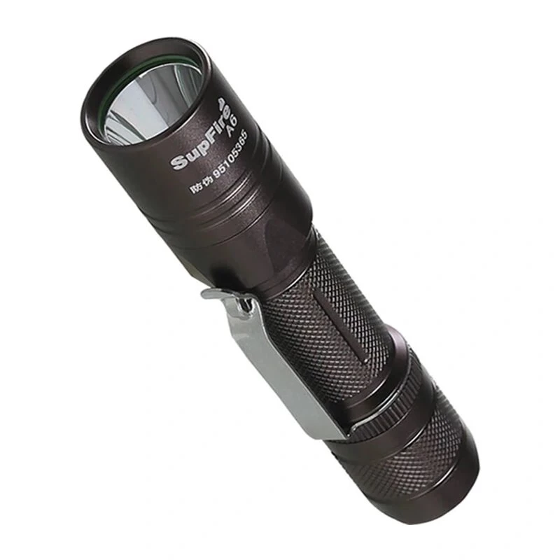 SUPERFIRE A6 Taskilamp - 1200 luumenit P50 LED, 280m valgusvihk, USB-laetav, suumitav, IP44