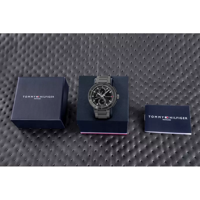 Tommy Hilfiger meeste Decker kvartskell 44mm roostevaba teras sinine sihverplaat pruun nahkrihm