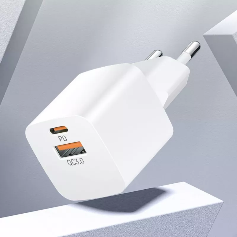 Wozinsky CMWCW 20W USB-C / USB-A seinadapter - valge