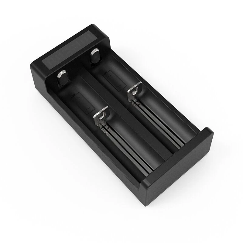XTAR MC2+ 2 pesaga Li-ion aku laadija 18650, 21700, 26650 ja teistele (USB toitega)
