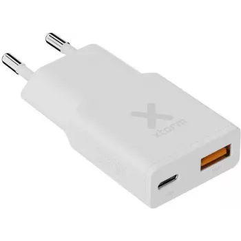 Xtorm Go2 Series SlimLine seinälaadija 33W 1x USB-C 1x USB-A Valge